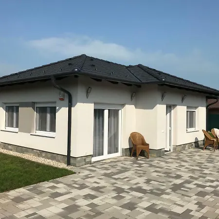 Sio Garden Villa *